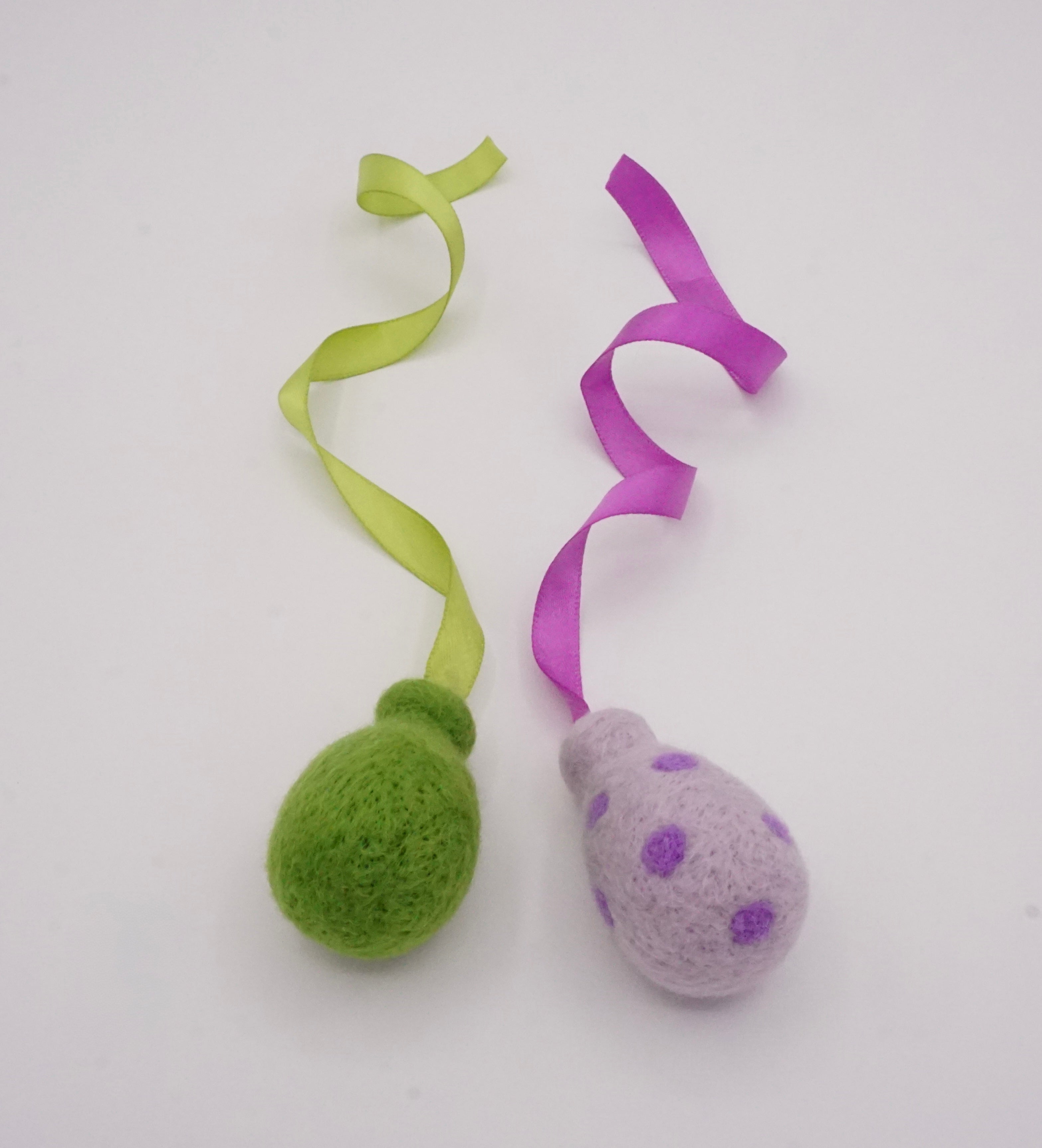 Felt Balloon Cat Toys (set of 2)