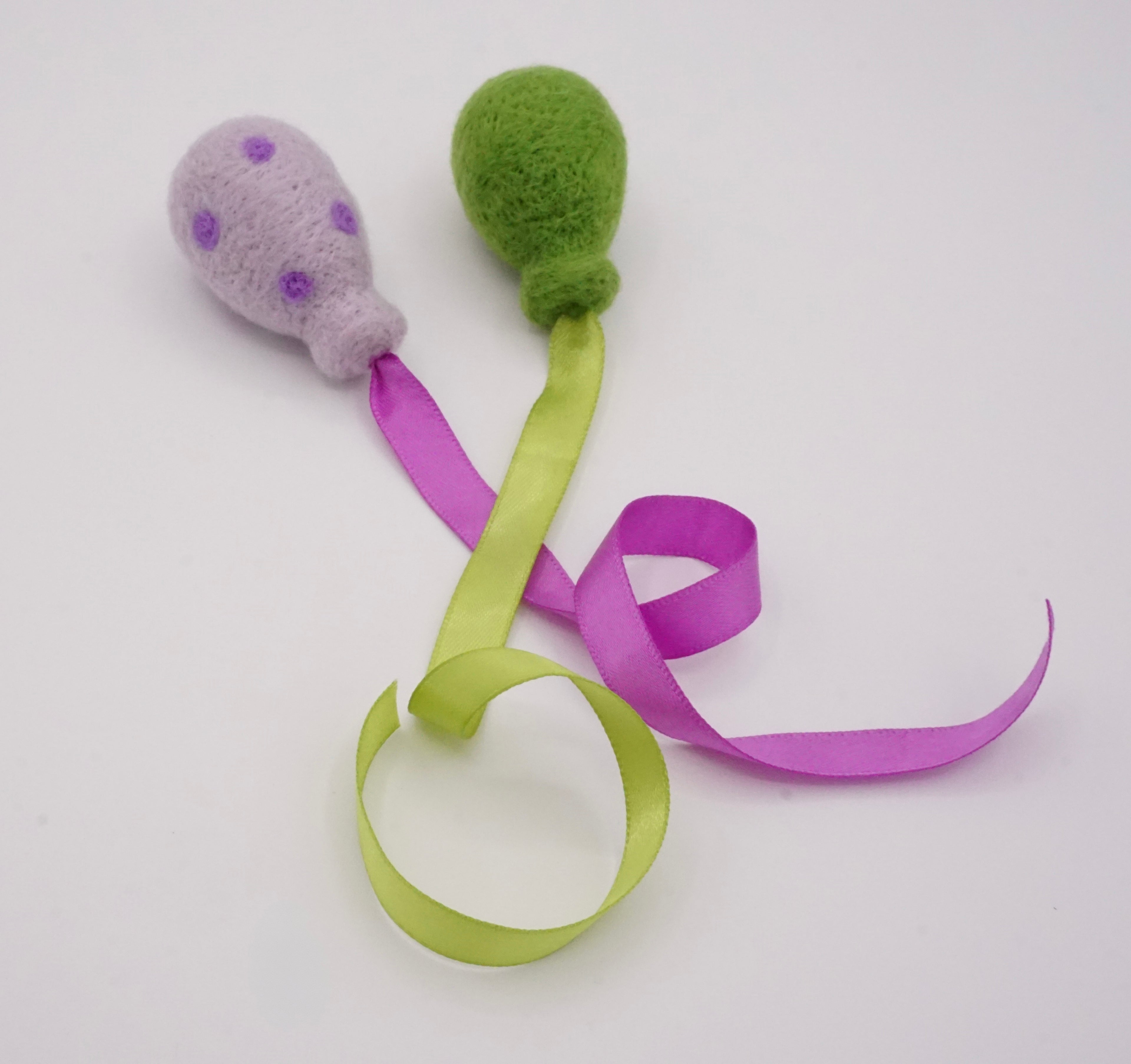 Felt Balloon Cat Toys (set of 2)
