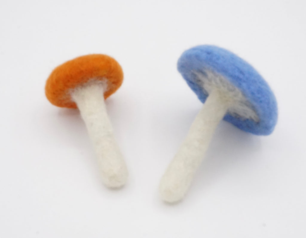 Mushroom Felt Cat Toys (set of 2)