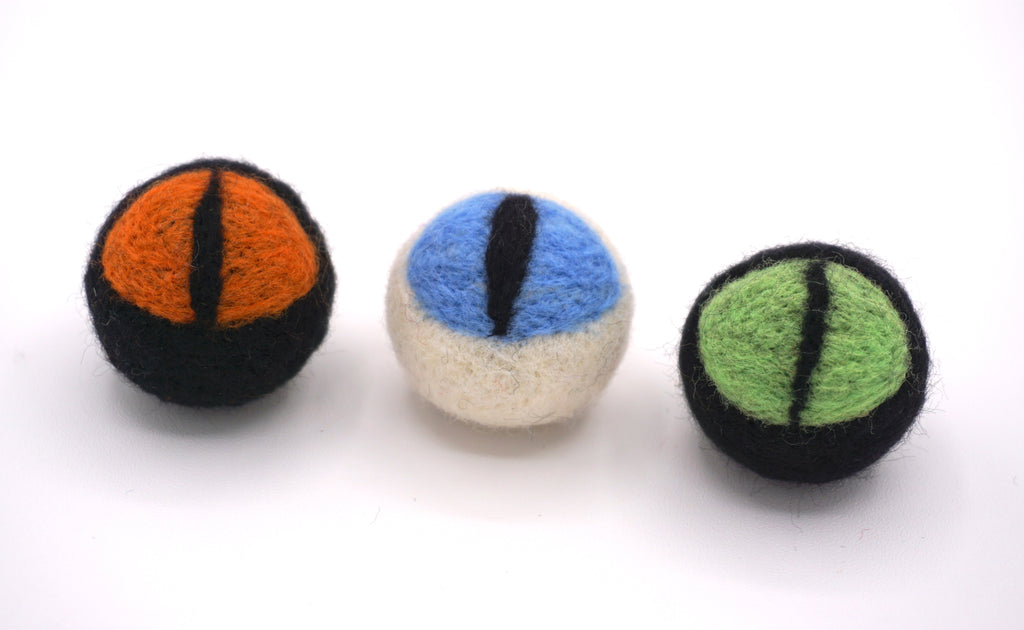 Eco-Friendly cat eye ball toys for cats
